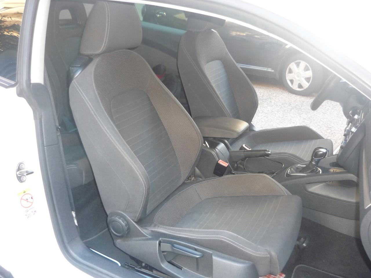 Volkswagen Scirocco 2.0 TDI 140CV DPF DSG