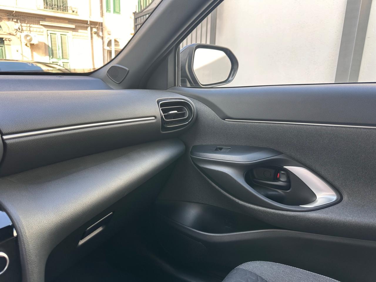 Toyota Yaris Cross 1.5 Hybrid 5p. E-CVT AWD-i Trend