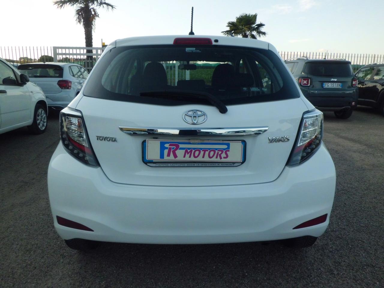 Toyota Yaris 1.4 D-4D 5 porte Lounge