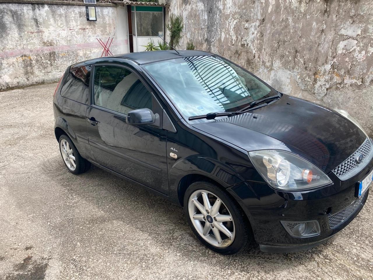 Ford Fiesta 1.4cc diesel (PRIVATO)-2007