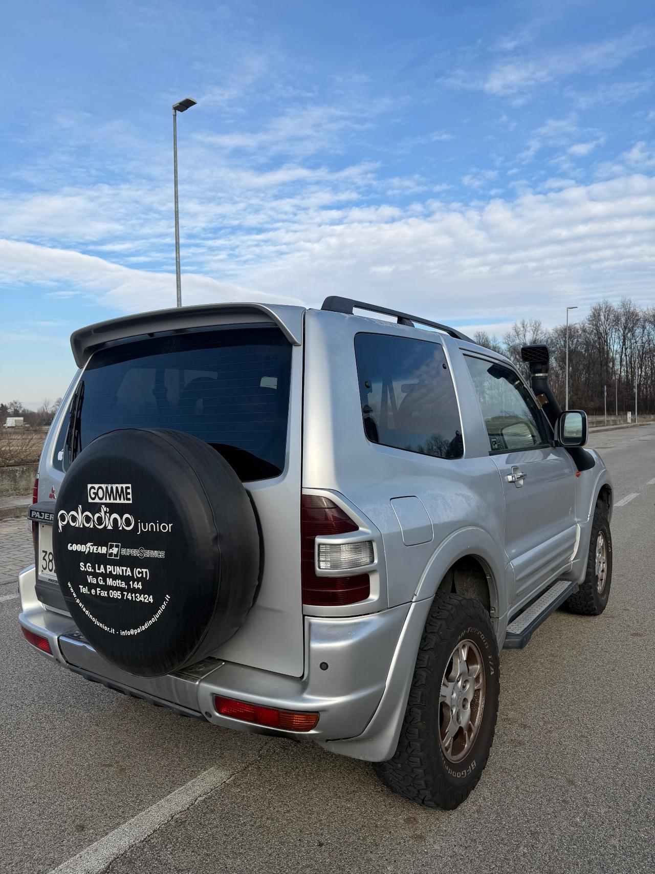 Mitsubishi Pajero 3.2 16V DI-D 3p. GLS
