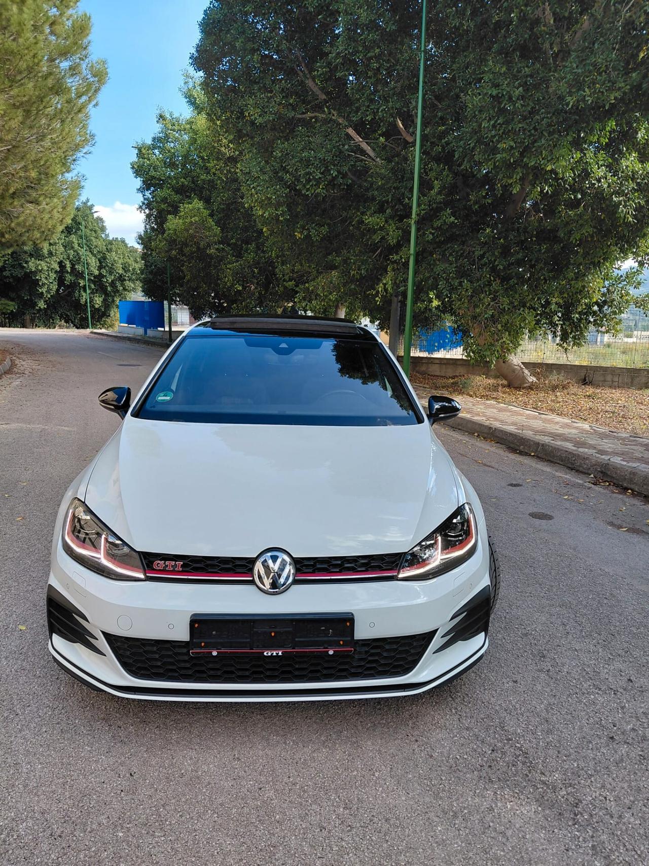 Volkswagen Golf GTI Performance 2.0 245 CV TSI DSG 5p. BMT