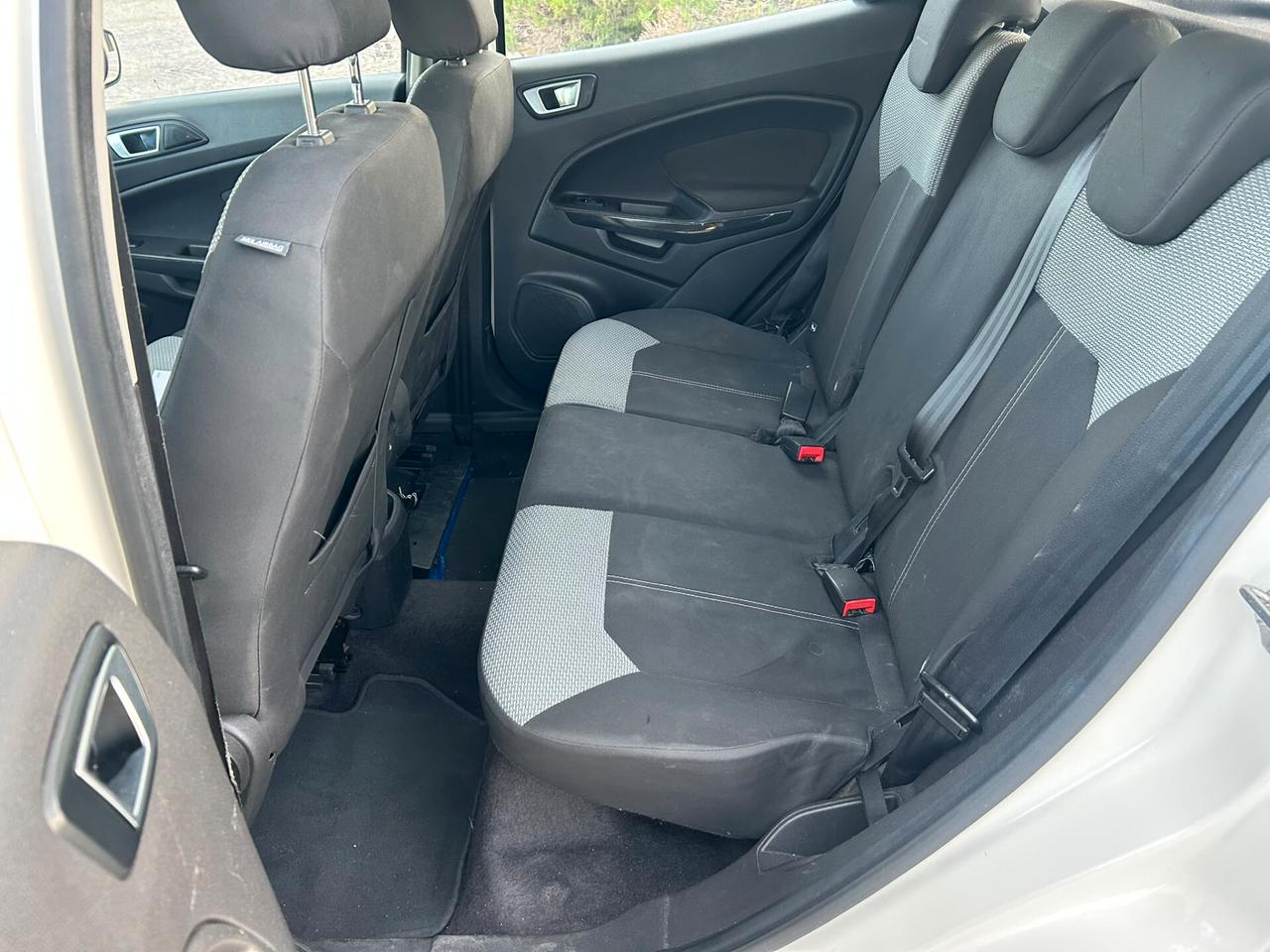 Ford EcoSport 1.5 TDCi 95 CV Titanium