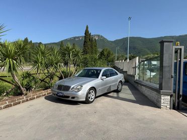 MERCEDES - Classe E - 270 CDI Elegance