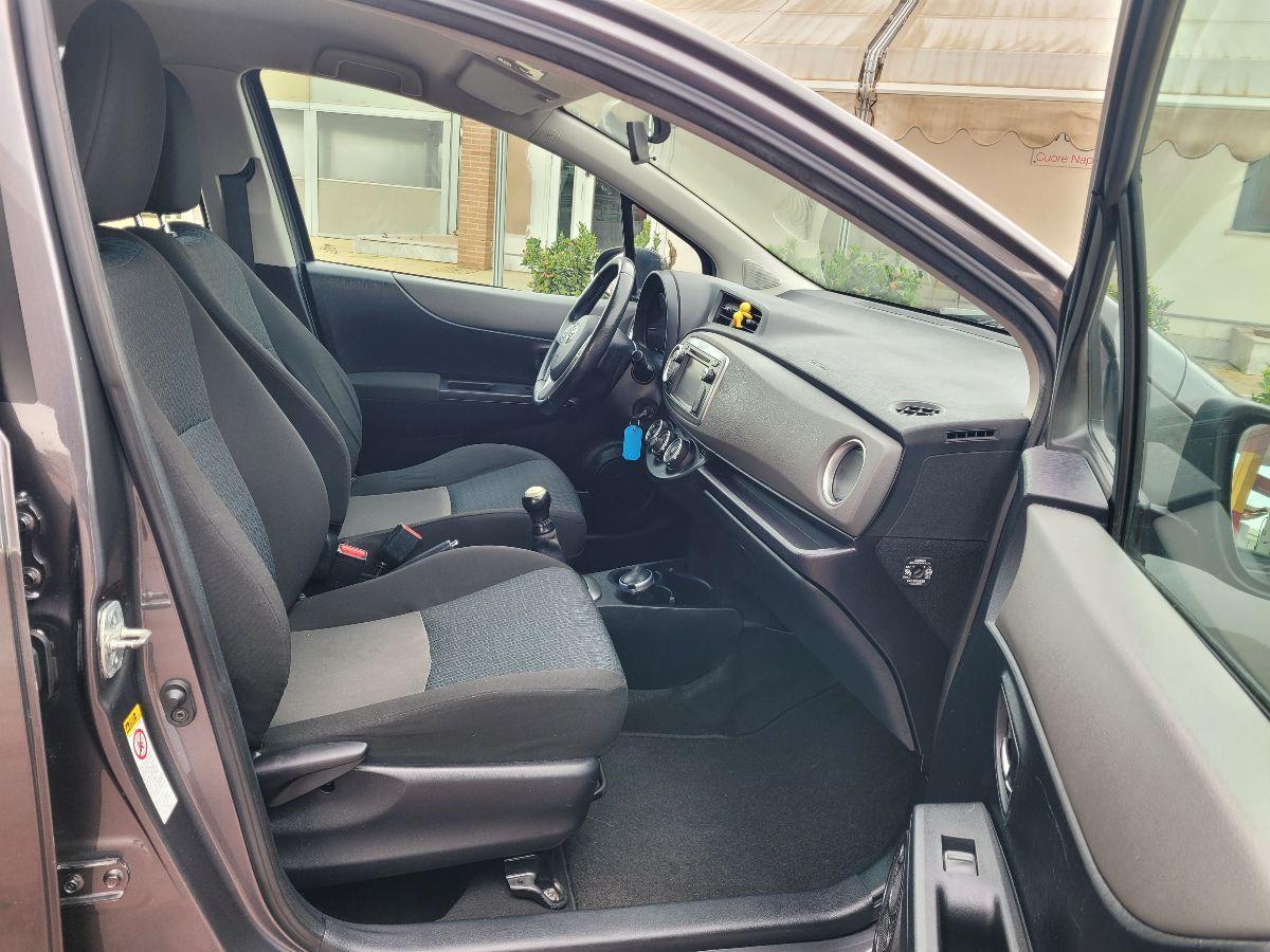 TOYOTA - Yaris - 1.0 3 porte Lounge