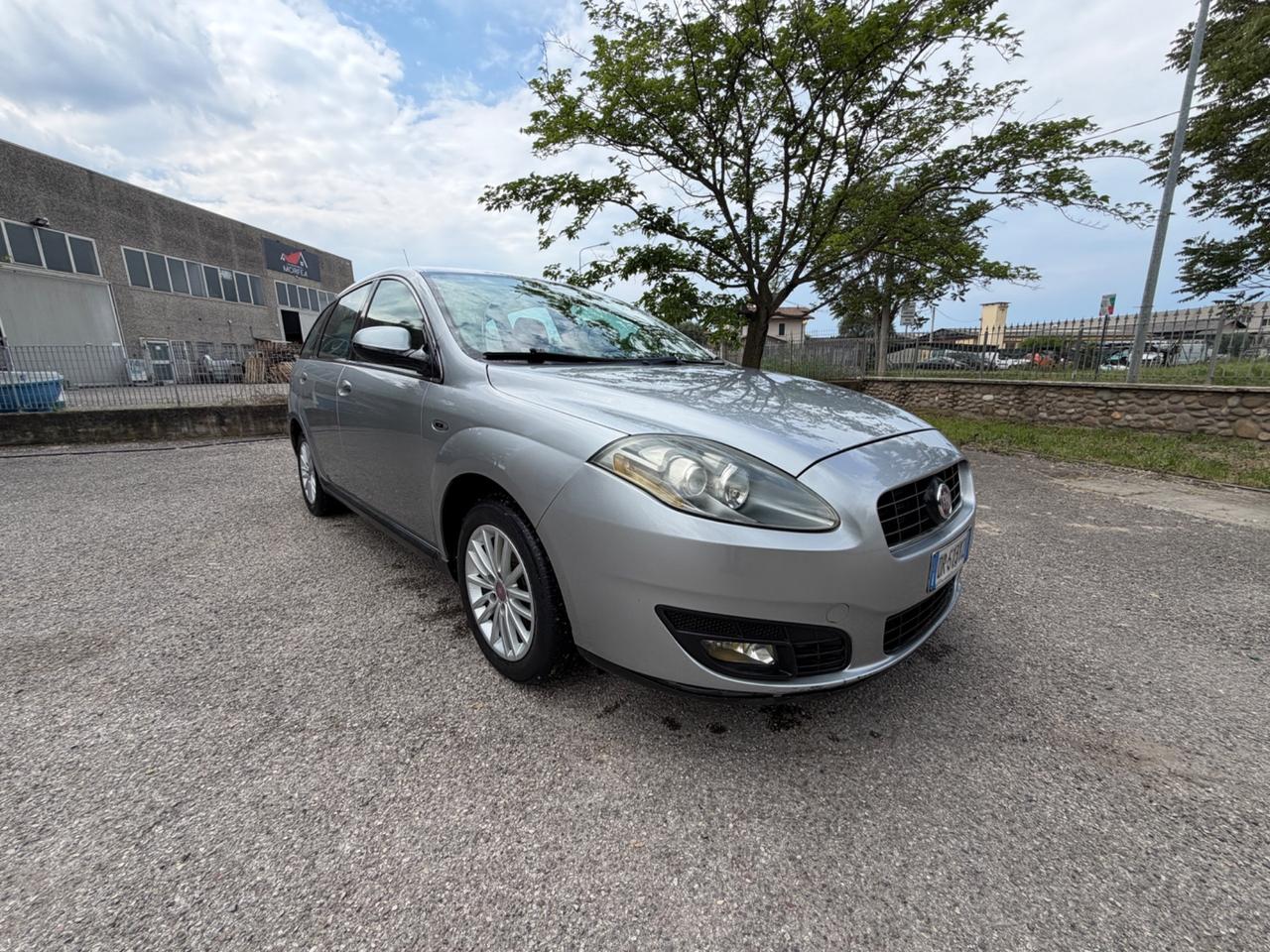 Fiat Croma 1.9 Multijet Active PUR-O2