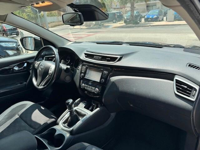 Nissan Qashqai 1.5 dCi N-Connecta TETTO-NAVI-CAM-R18