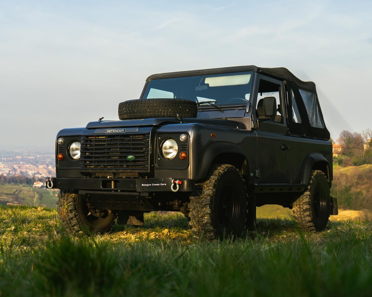Land Rover Defender Cabriolet Limited Edition 200 Worlwide