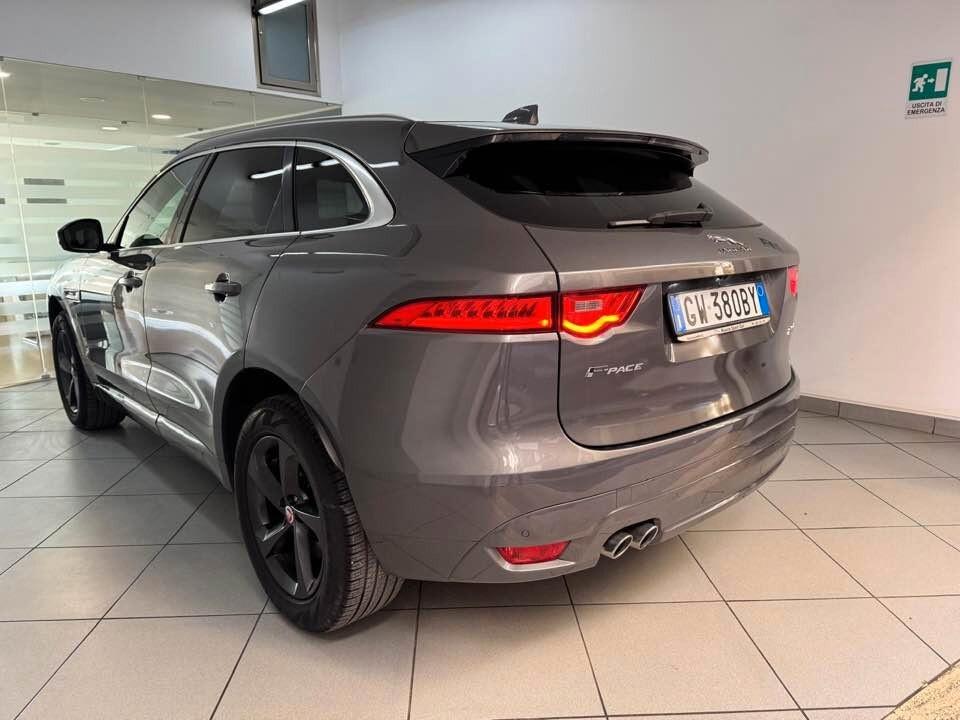 Jaguar F-Pace 2.0 D 180 CV AWD