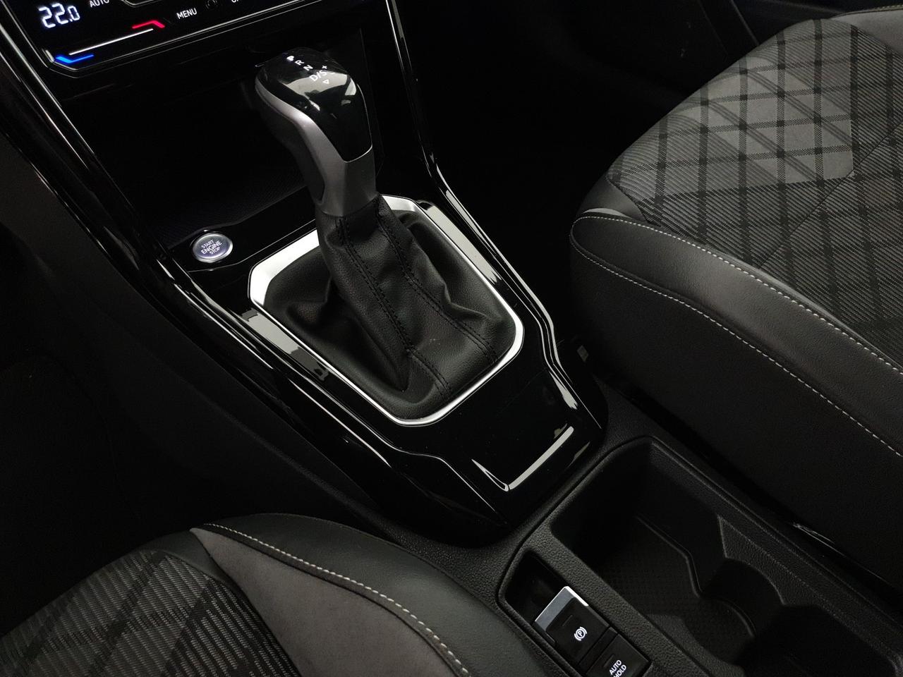 Volkswagen T-Roc 2.0 tdi r-line 150cv dsg