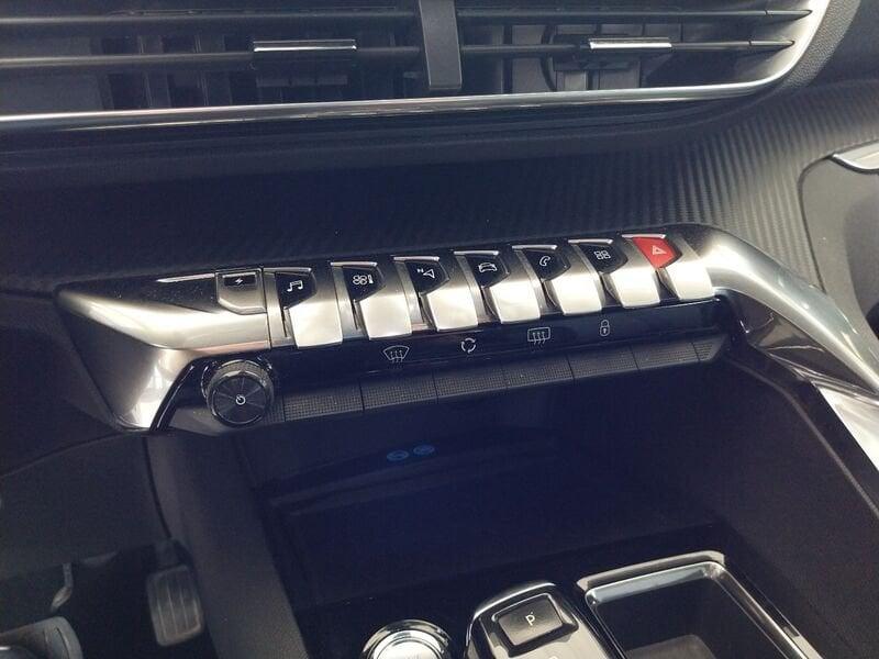 Peugeot 3008 3008 1.6 hybrid phev Allure Pack 225cv e-eat8
