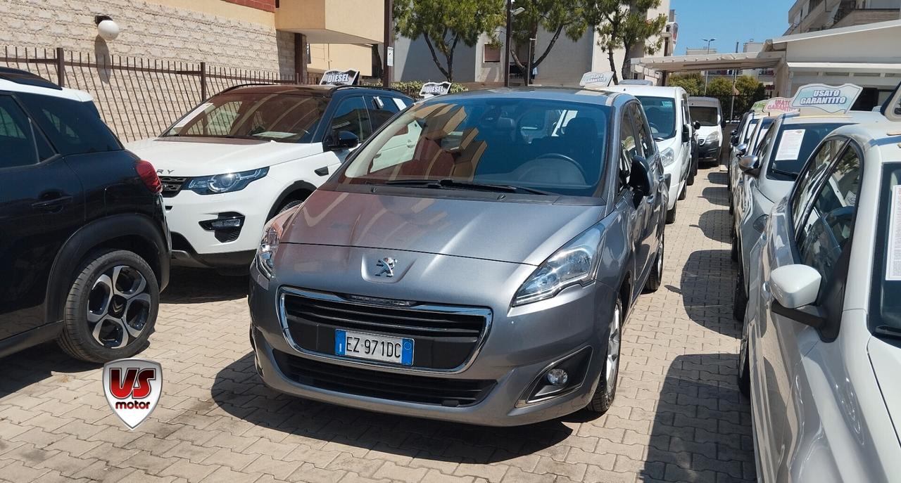 PEUGEOT 5008 1.5 HDI 7 POSTI -GARANZIA FULL