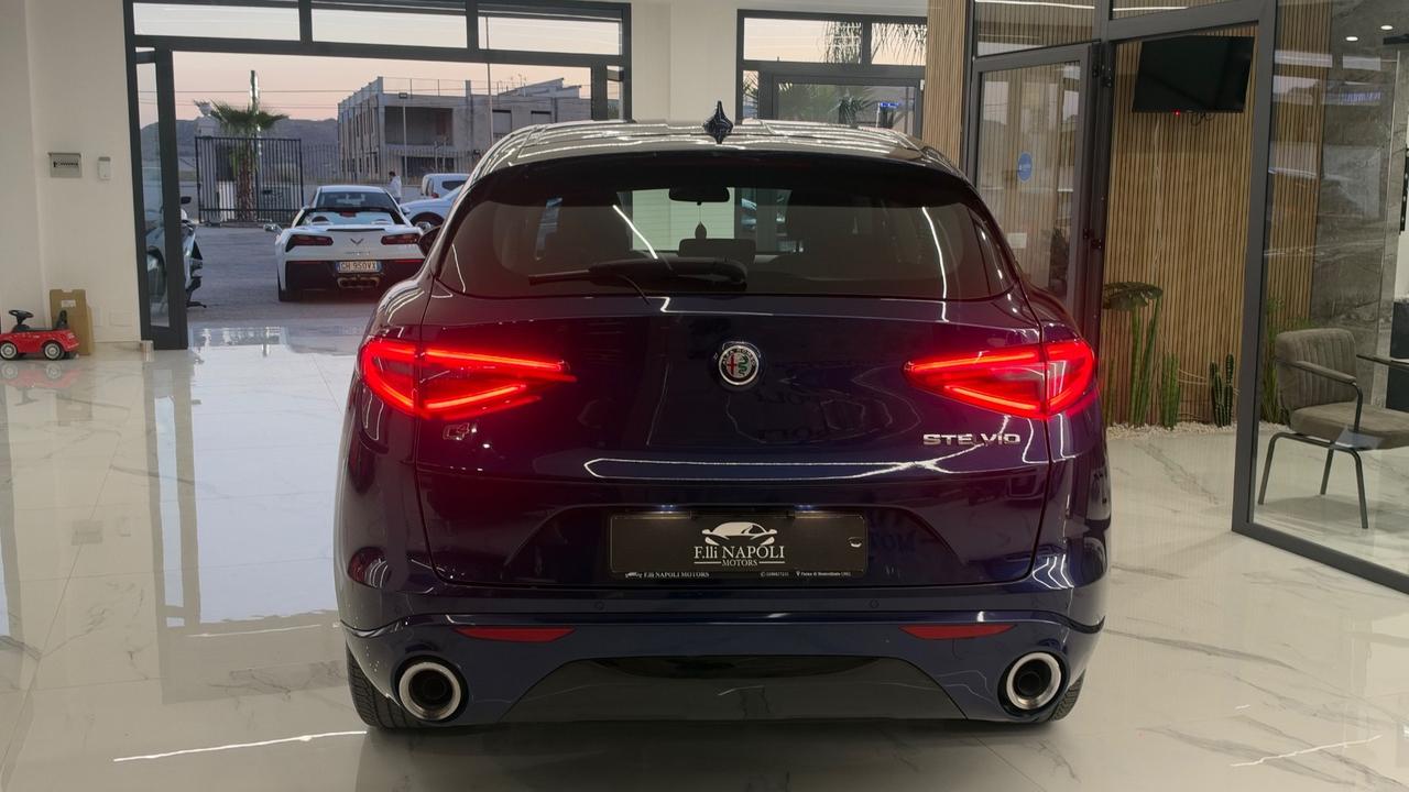 Alfa Romeo Stelvio 2.2 Turbodiesel 180 CV AT8 Q4 Executive