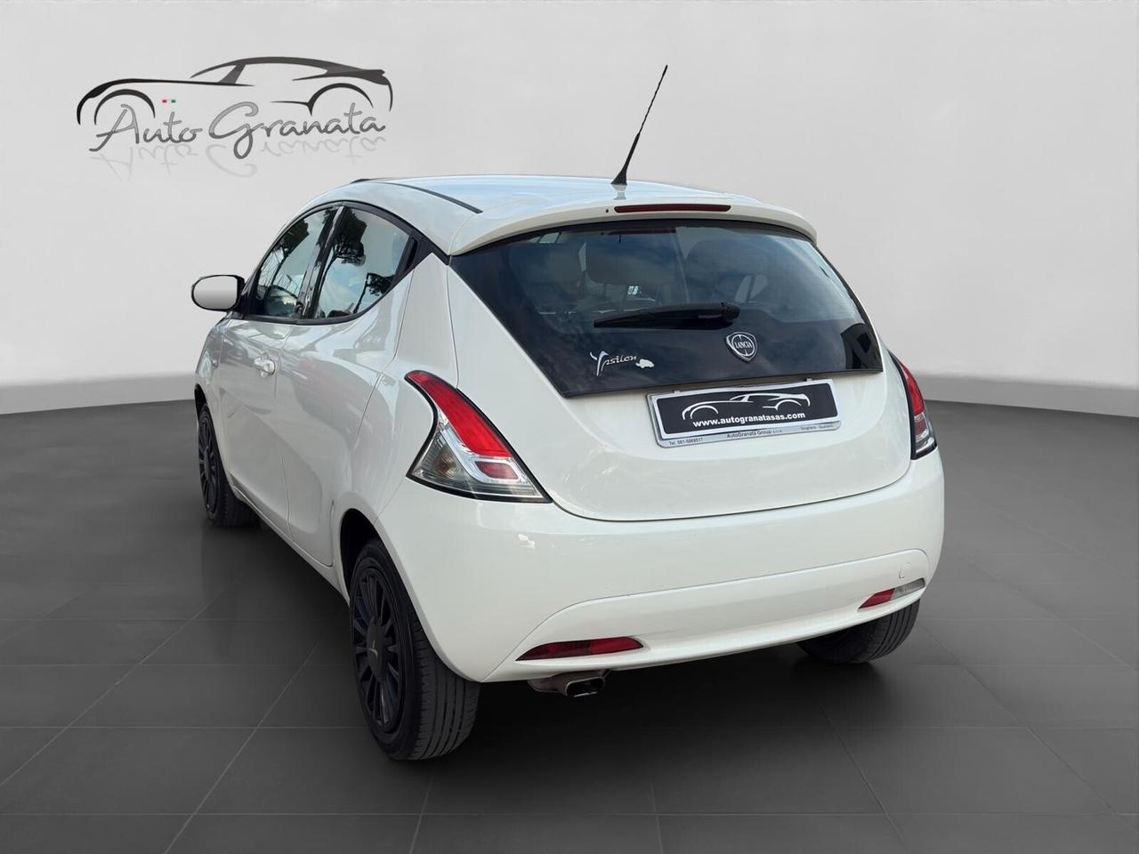 Lancia Ypsilon 1.2 69cv Elefantino Bianco