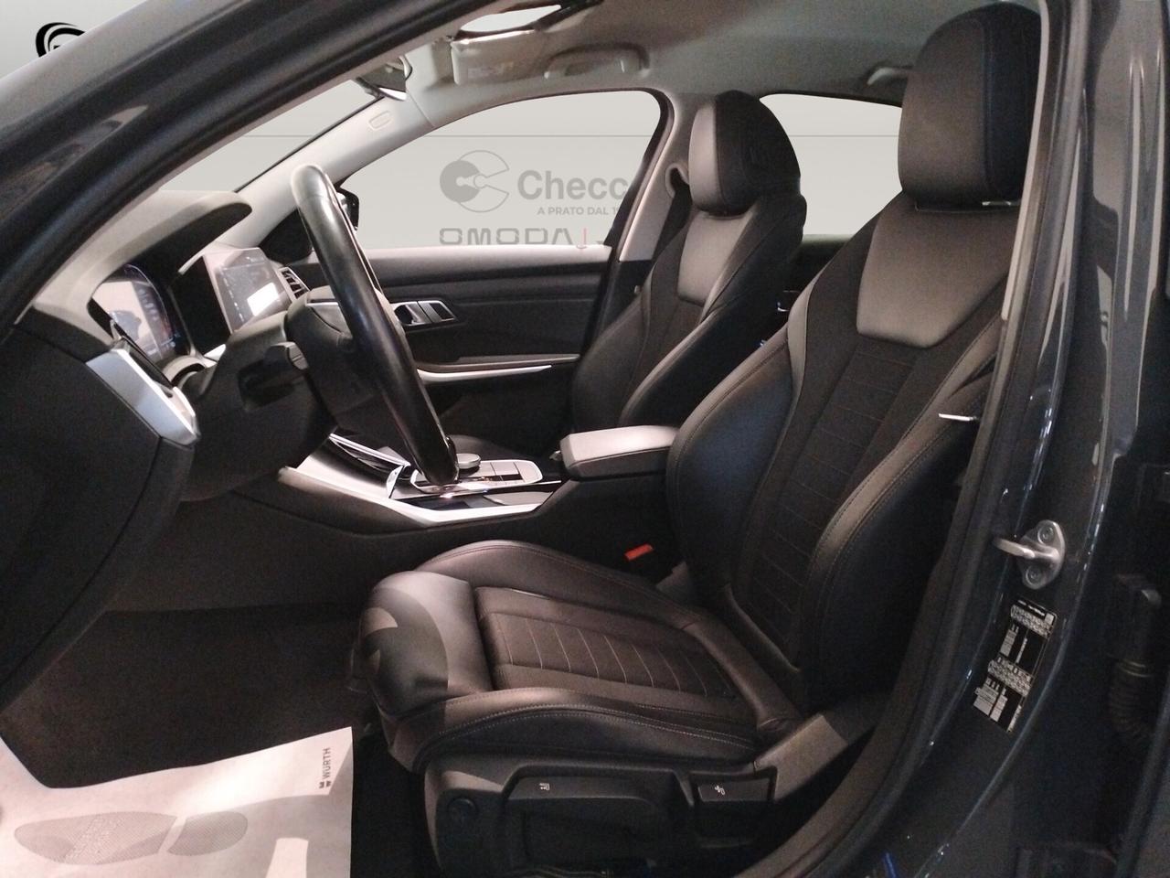 BMW 318 d Serie 3 G20 Berlina mhev 48V Luxury auto IVA ESPOSTA