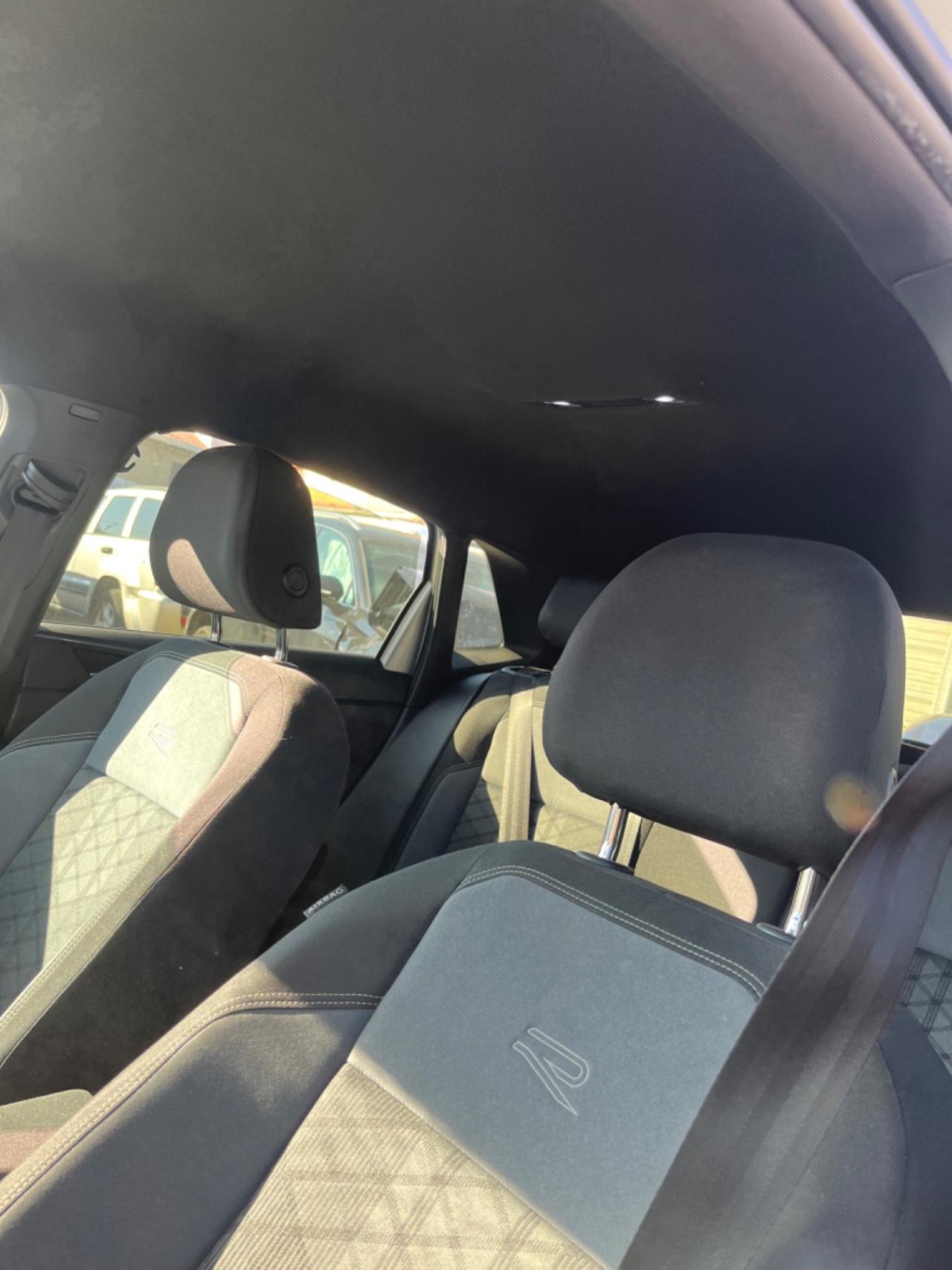 Volkswagen Polo 1.0 TSI R-Line 2023 sinistrata