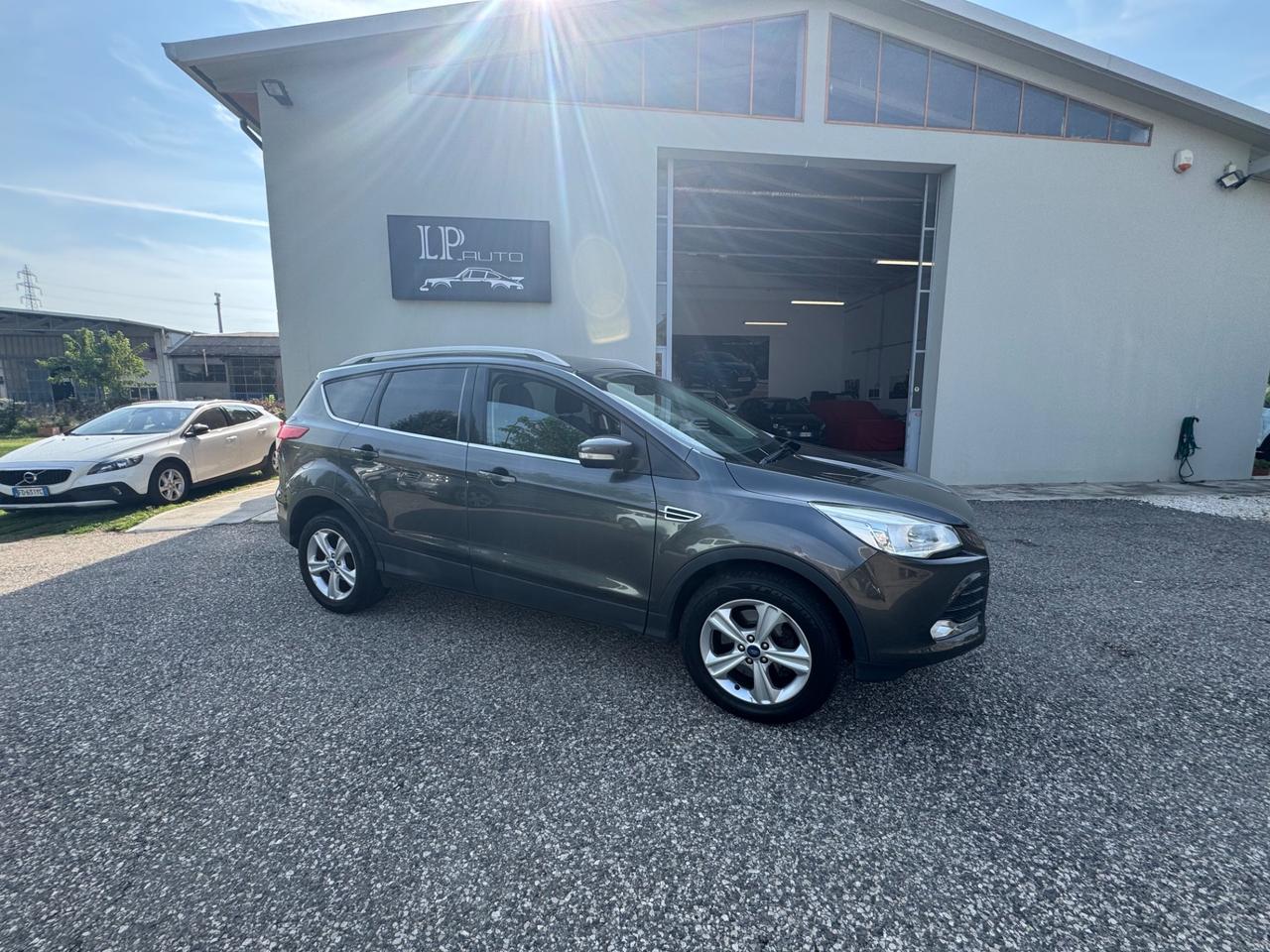 Ford Kuga 2.0 TDCI 115 CV 2WD Titanium