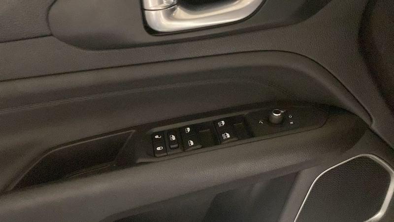 Jeep Compass 1.5 Turbo T4 130CV MHEV 2WD Summit