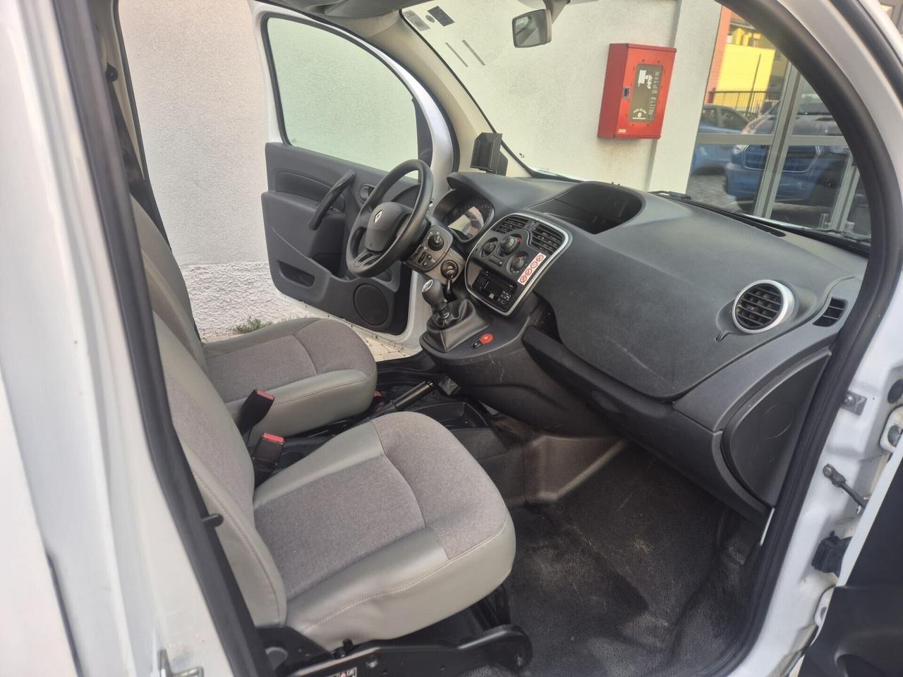 Renault Kangoo 1.5 dCi 95CV EXPRESS M A X I !!!! -