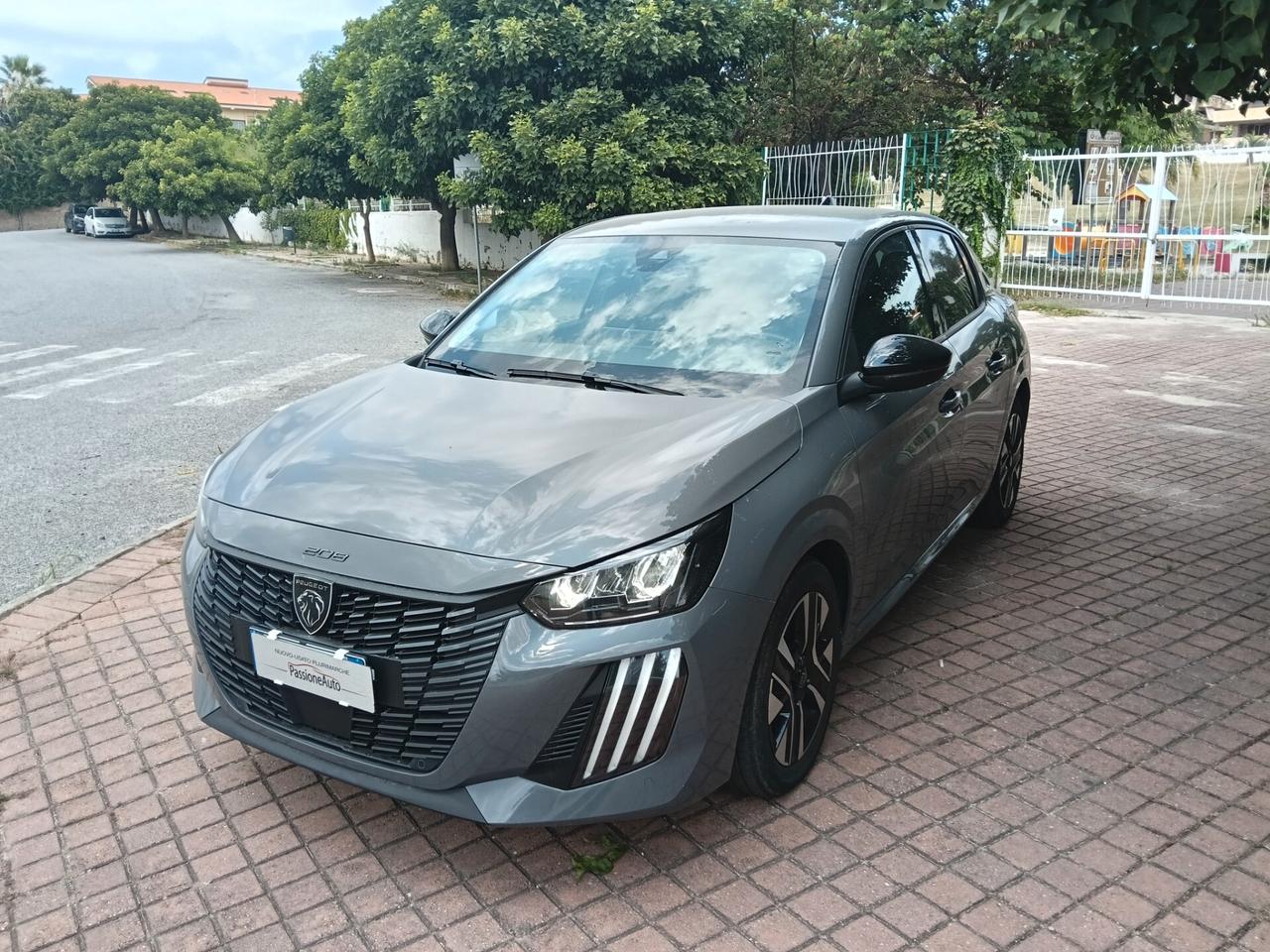 Peugeot 208 Hybrid 100 e-DCS6 Allure 2025