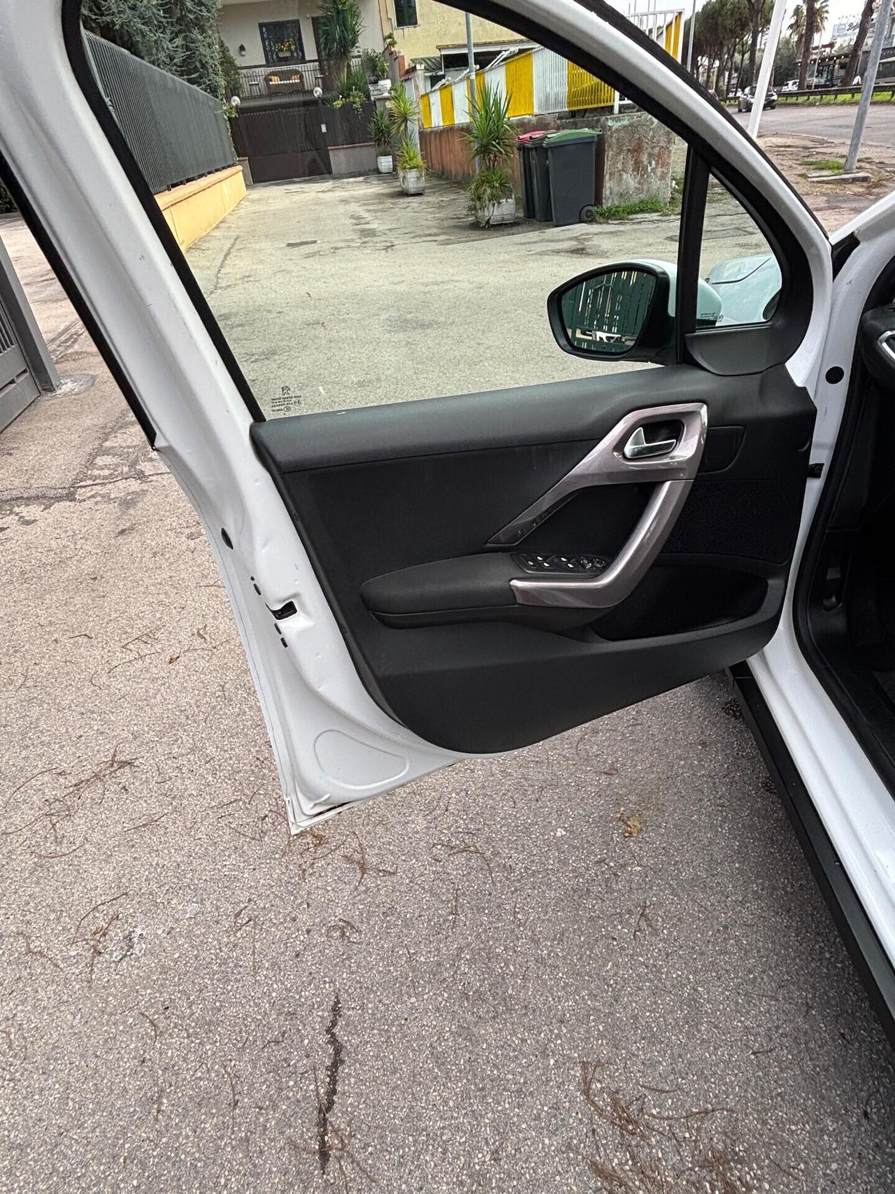 Peugeot 2008 PureTech 82 ETG5 S&S Allure