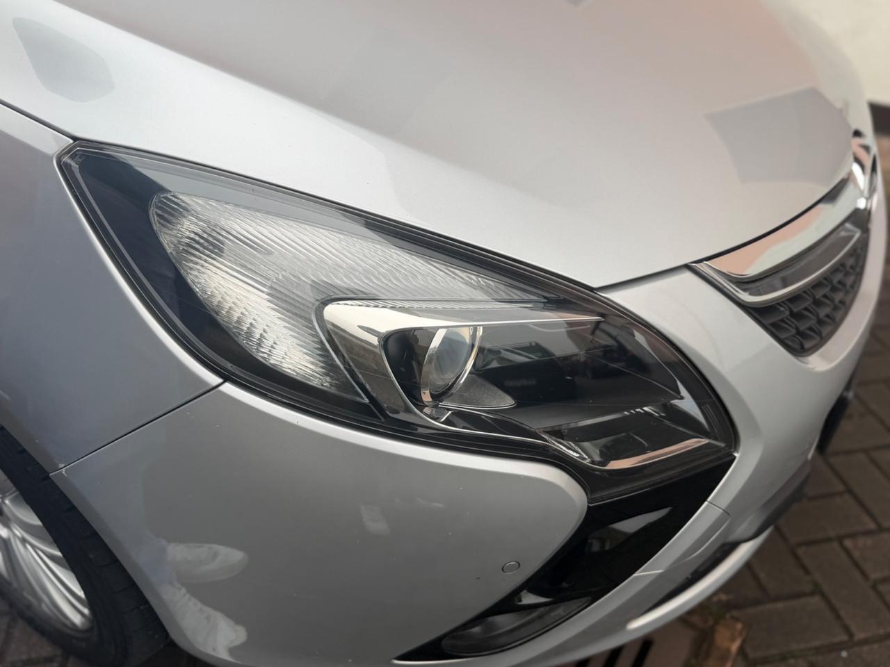 Opel Zafira Tourer 1.4 Turbo 140CV GPL 7 POSTI