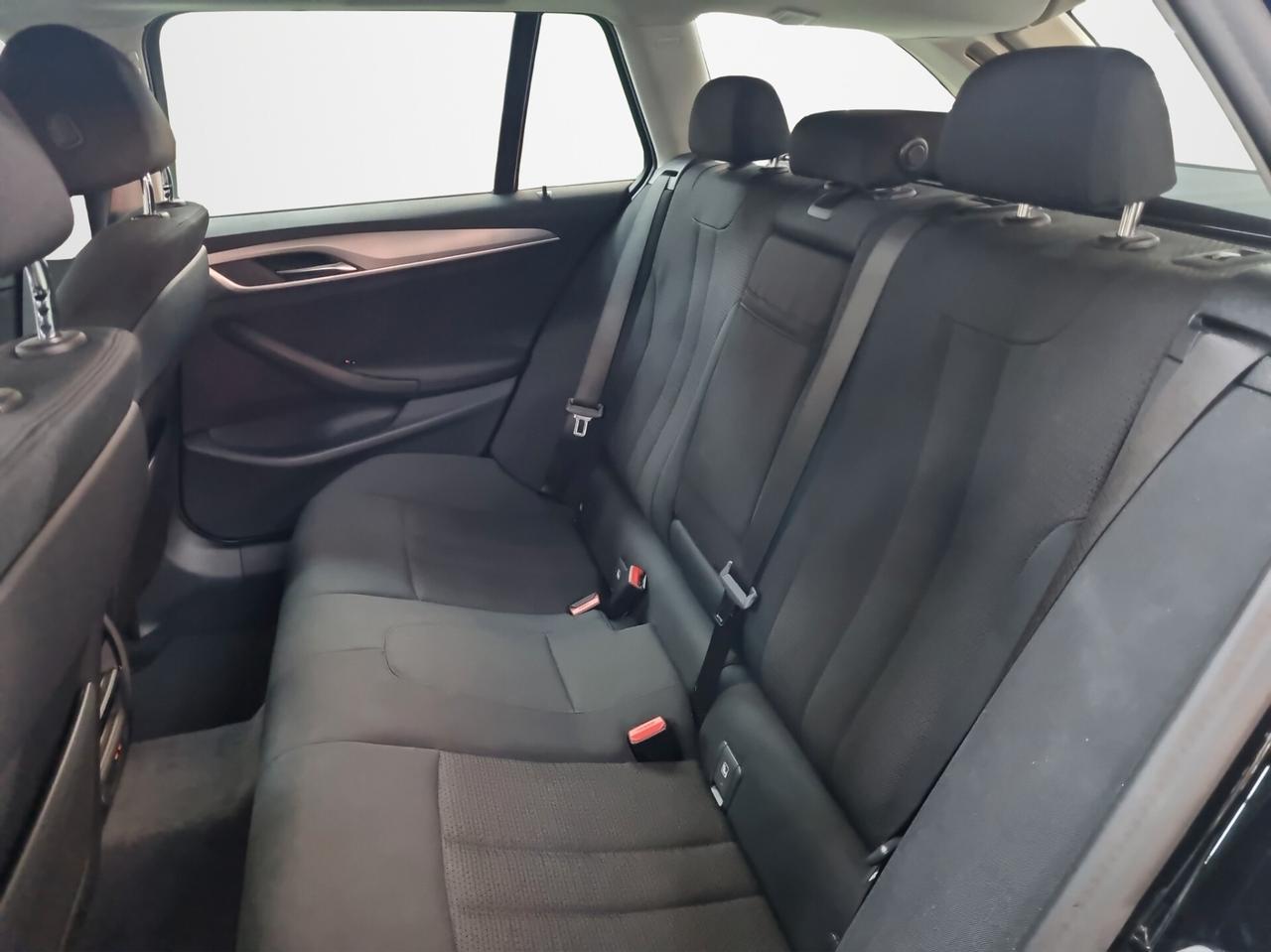 Bmw 518d 48V Touring Business