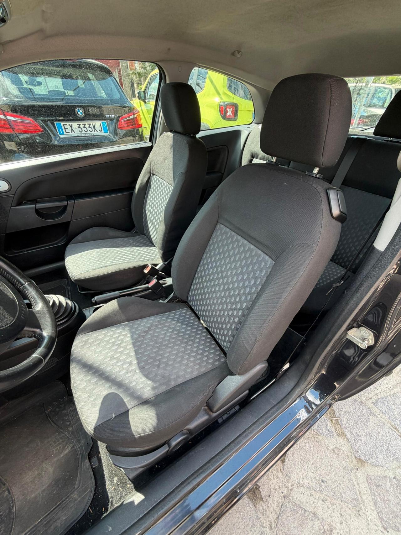Ford Fiesta 1.2 16V 5p. Ambiente GPL. NEOPATENTATI
