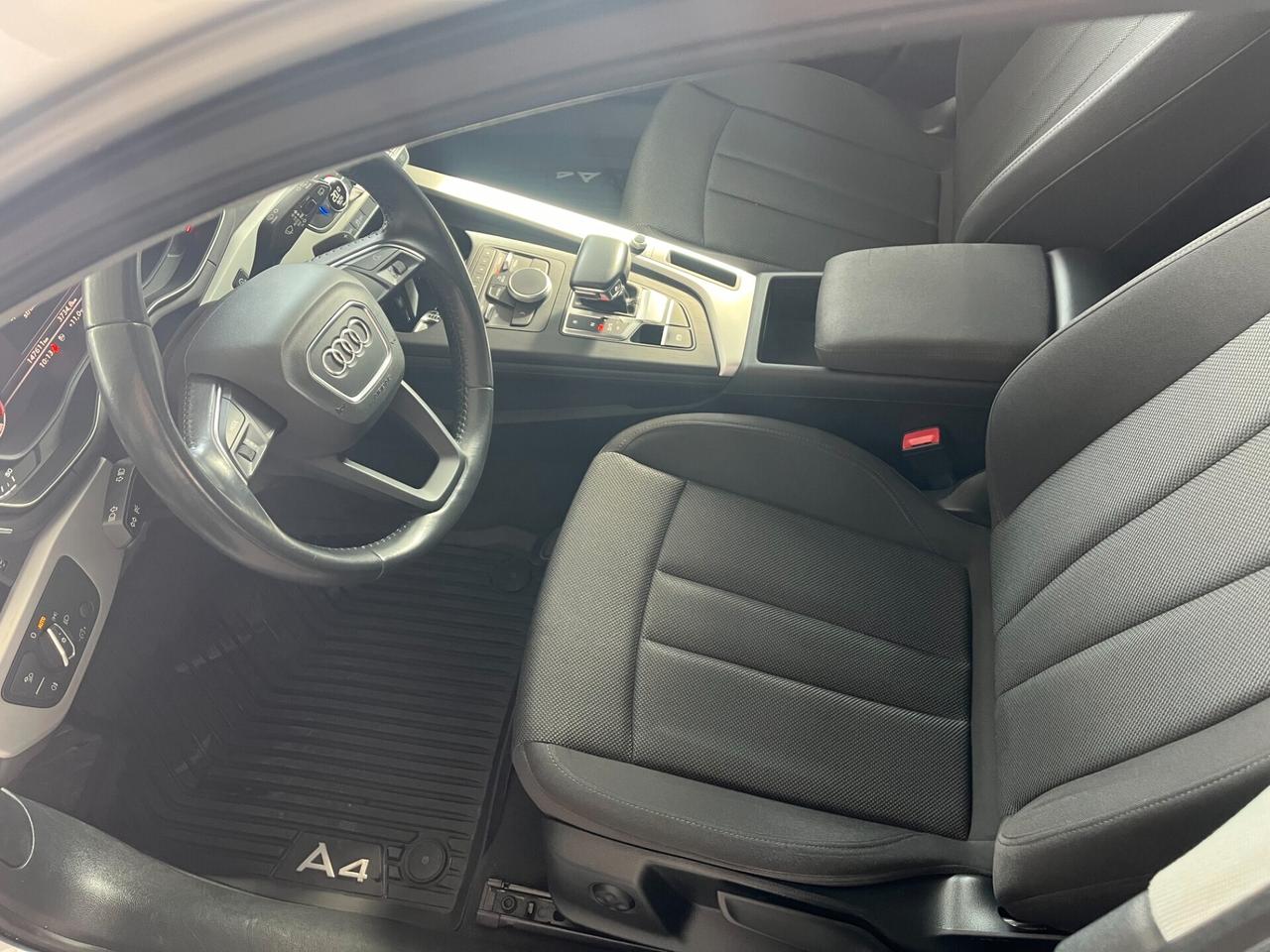 Audi A4 Avant 40 TDI S tronic S line edition- PERFETTA !!!