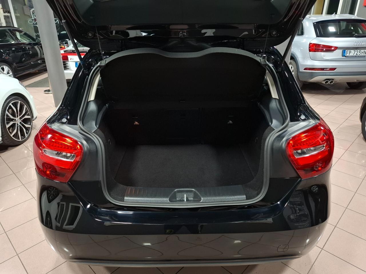 Mercedes A 160 benzina Neopatentato