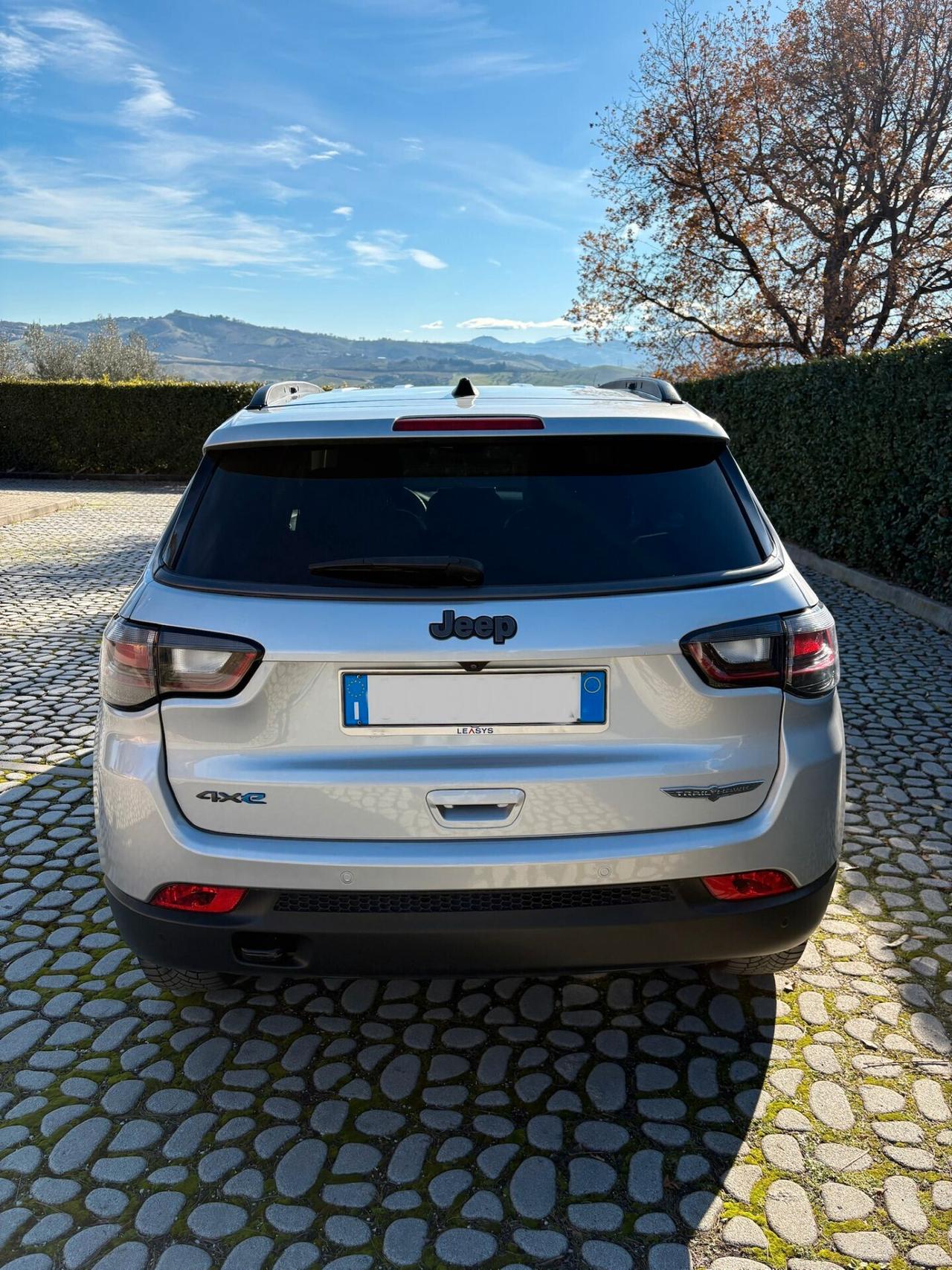 J Compass 1.3Hyb 4xe L Lock Trailh. 240 P-In 2021