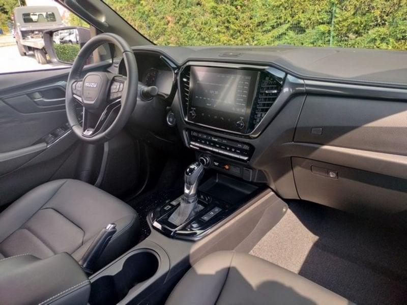 Isuzu D-Max N60 1.9 aut. Crew Nitro Sport Cab