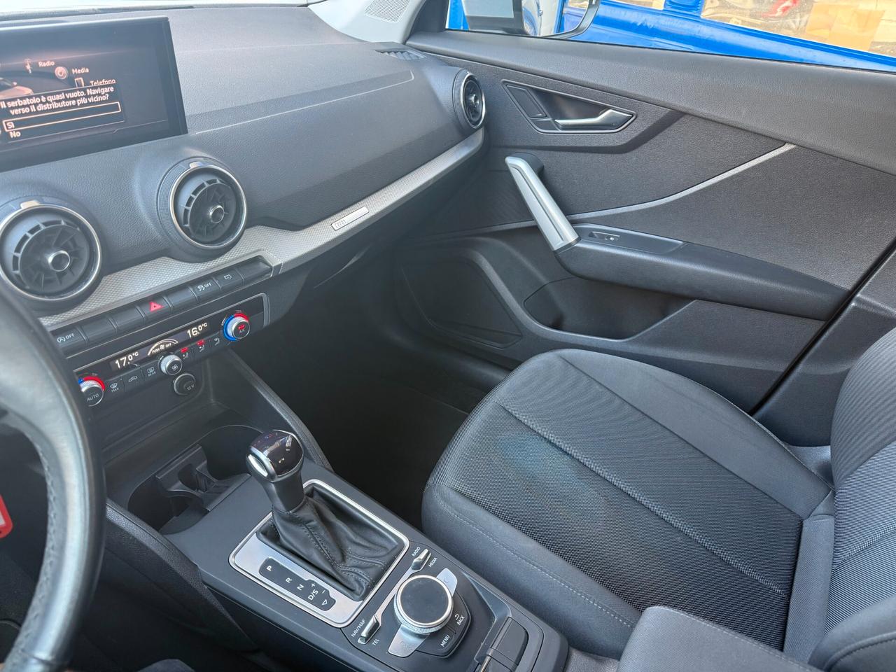 Audi Q2 30 TDI Business