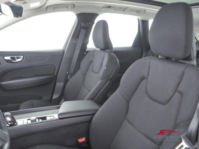 VOLVO XC60 T6 Recharge AWD Plug-in Hybrid automatico Inscript
