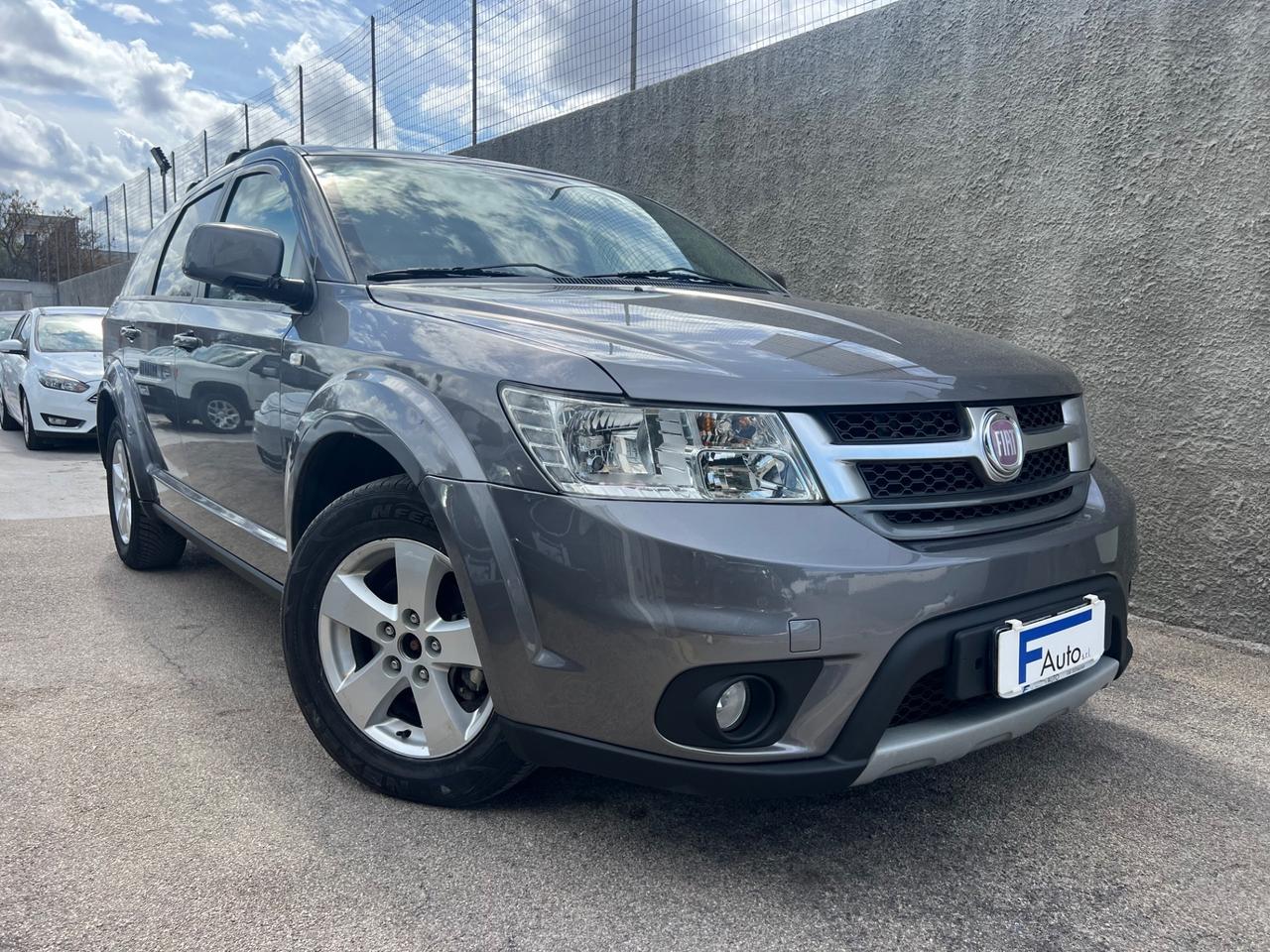Fiat Freemont 2.0 Multijet 140 CV,7 posti,Climatronic bizona,sensori di parcheggio,cruise,ecc.