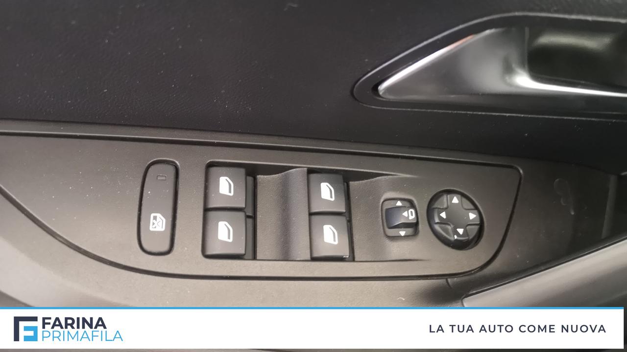 PEUGEOT 2008 II 2020 - 2008 1.2 puretech Allure Pack s&s 130cv