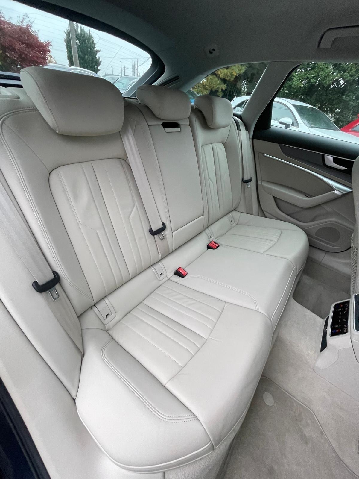 Audi A6 Avant 40 2.0 TDI quattro ultra S tronic Business Design