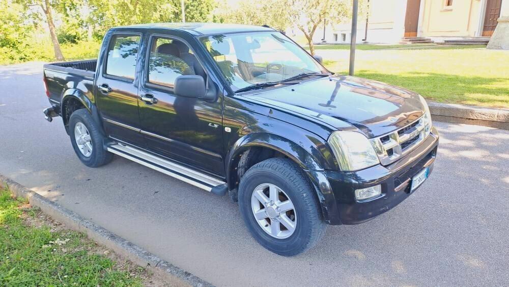 Isuzu D-Max PICK UP doppia cabina AUTOCARRO 5 posti