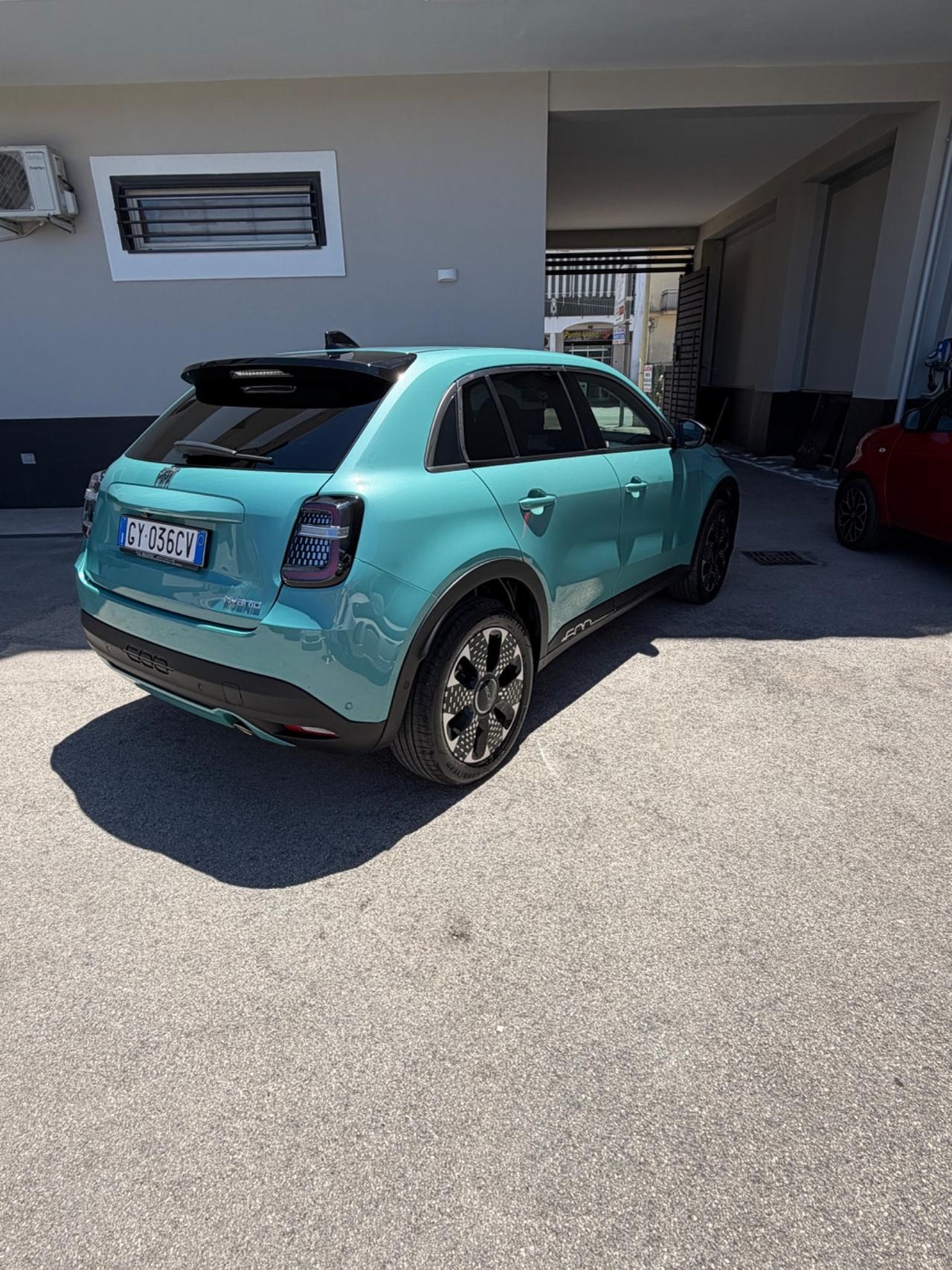 Fiat 600 Hybrid 110 CV DCT MHEV La Prima