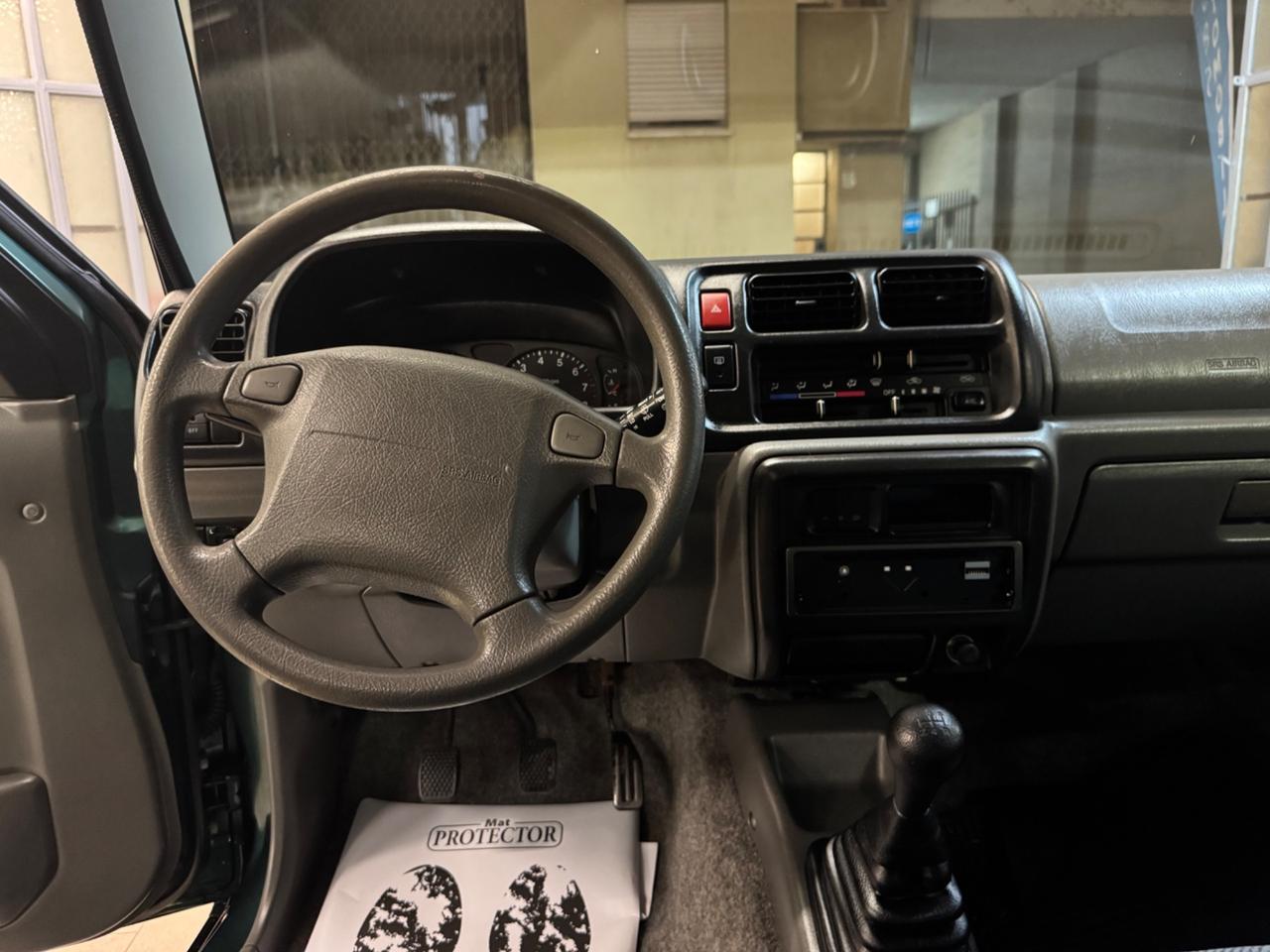 Suzuki Jimny 1.3i 16V cat 4WD JLX