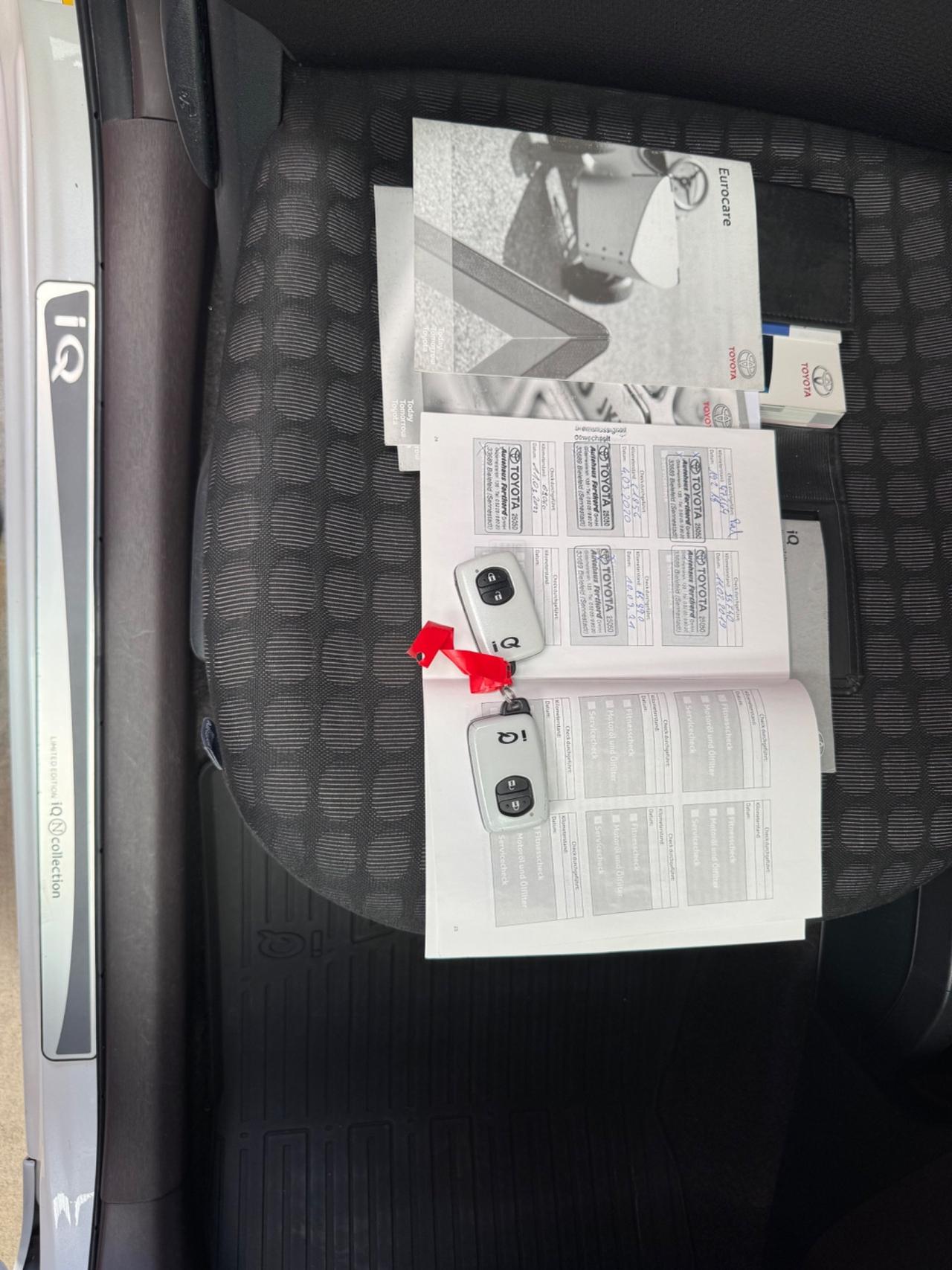 Toyota iQ 1.0 CVT High