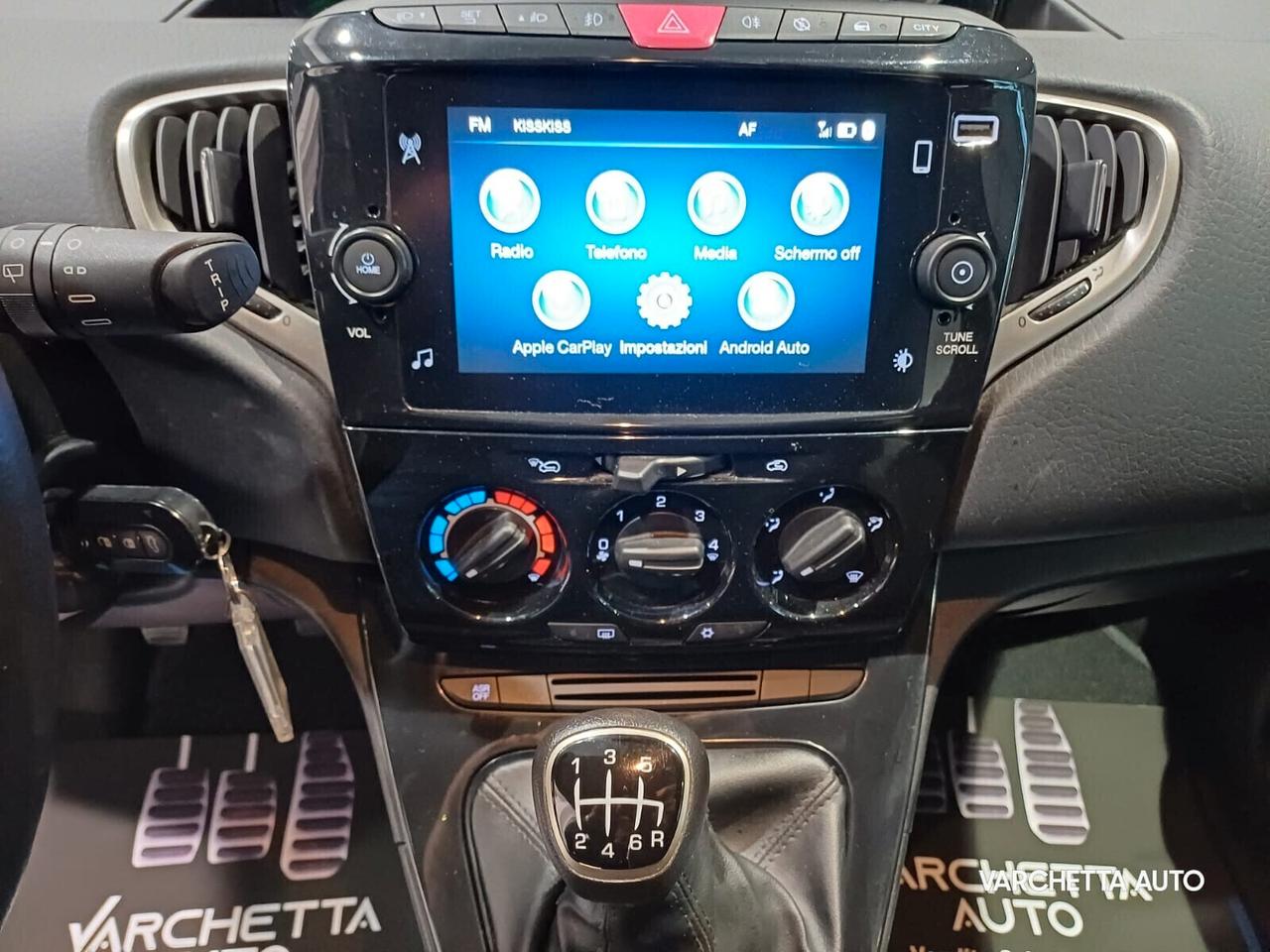 Lancia Ypsilon 1.0 FireFly 5 porte S&S Hybrid Gold Plus