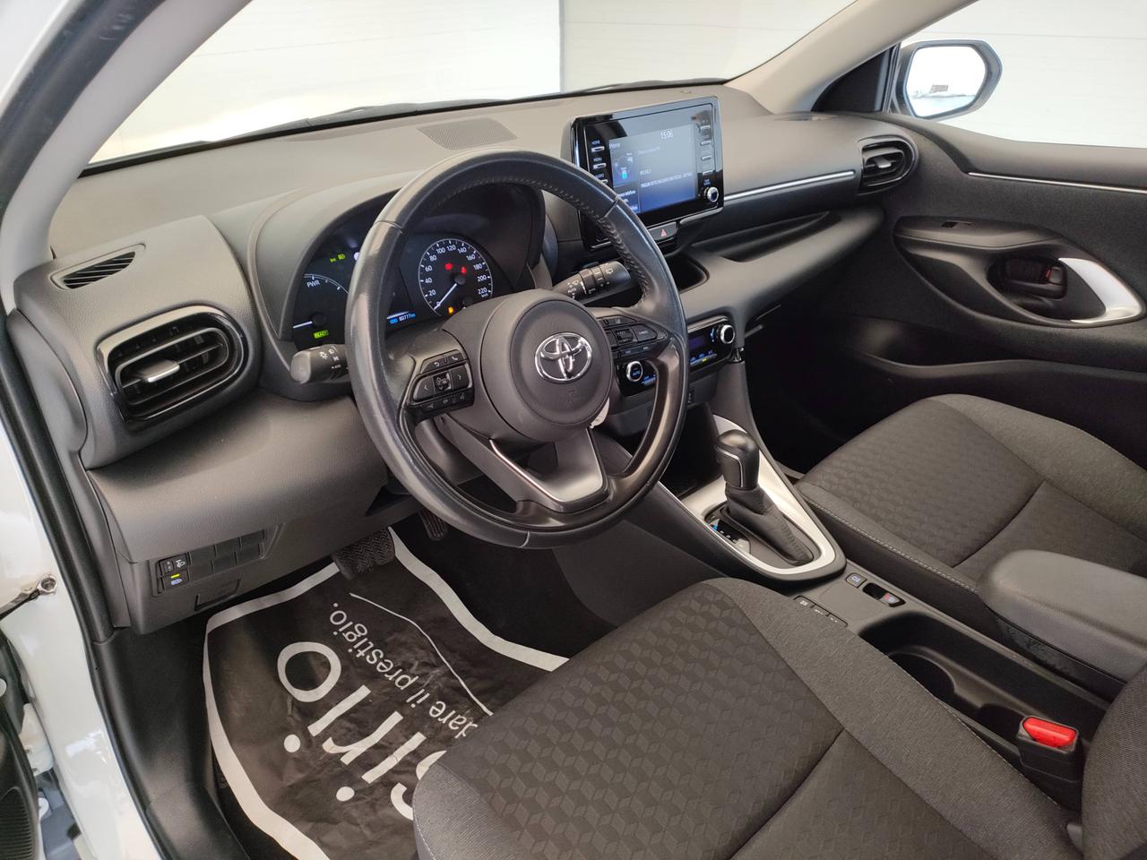 TOYOTA Yaris IV 2020 - Yaris 1.5h Active