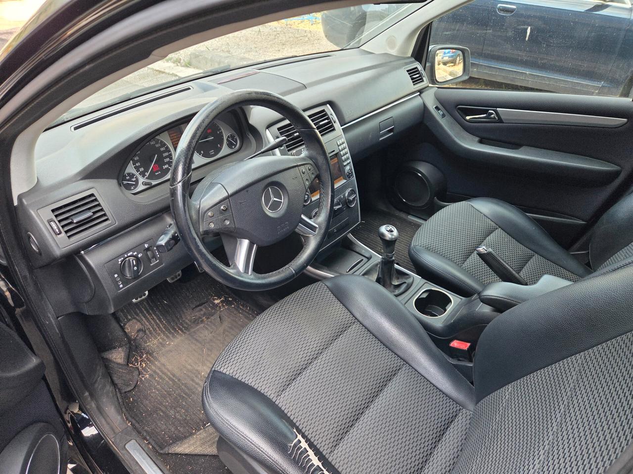 Mercedes-benz B 180 CDI Executive - 2010
