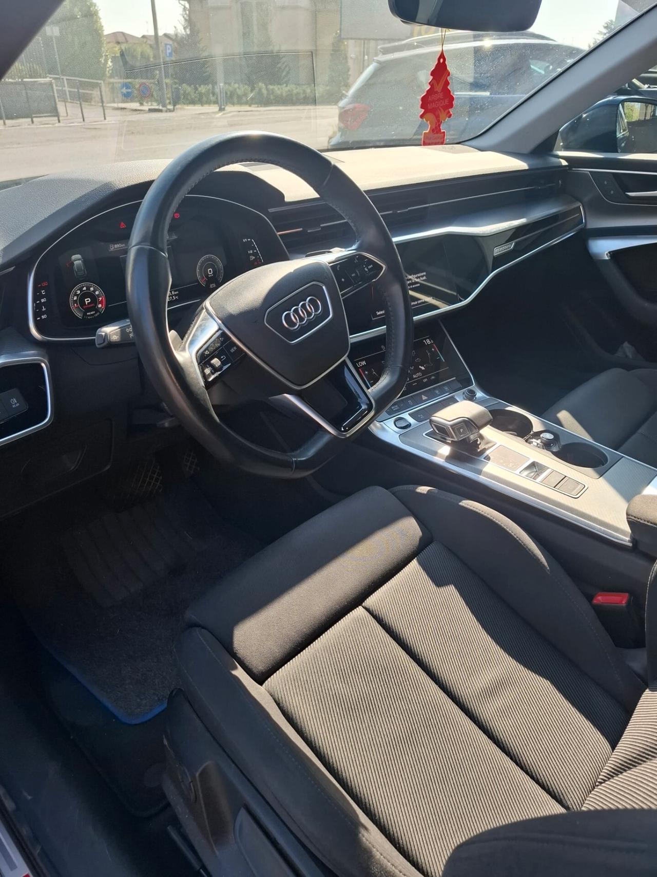 Audi A6 Avant 45 2.0 TFSI quattro ultra S tronic Business Plus