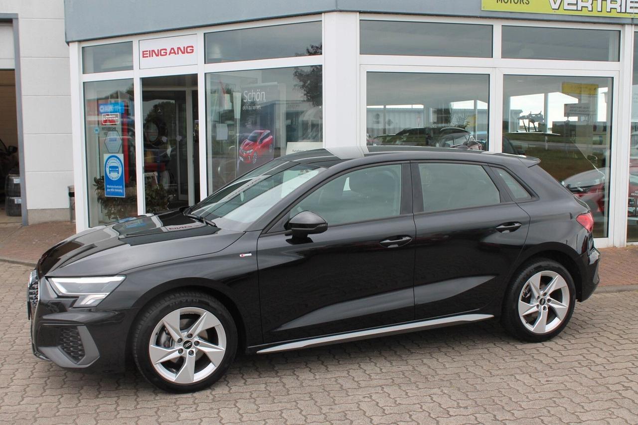 Audi A3 SPB 30 TFSI S line edition