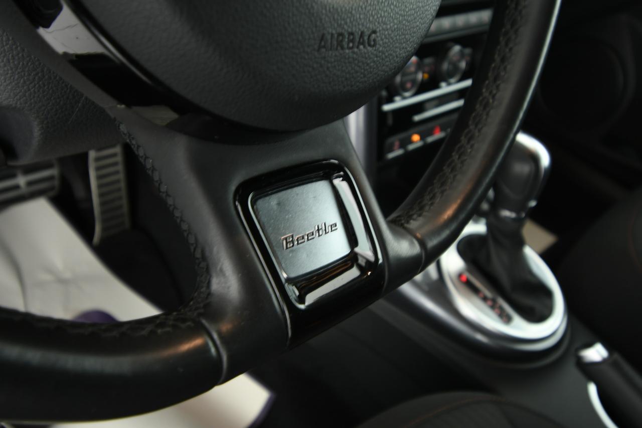 VOLKSWAGEN Maggiolino Cabrio 1.2 tsi Design 105cv DSG+APP CONNECT+C17"