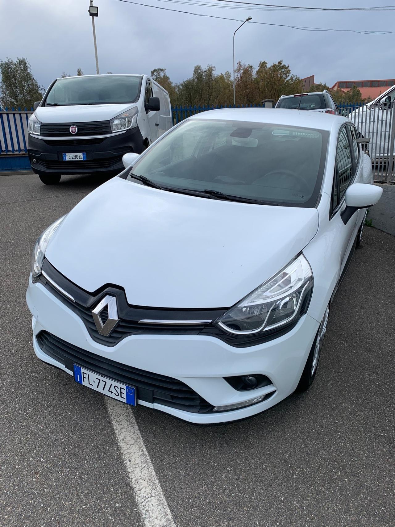 Renault Clio 1.2 75CV 5 porte Zen