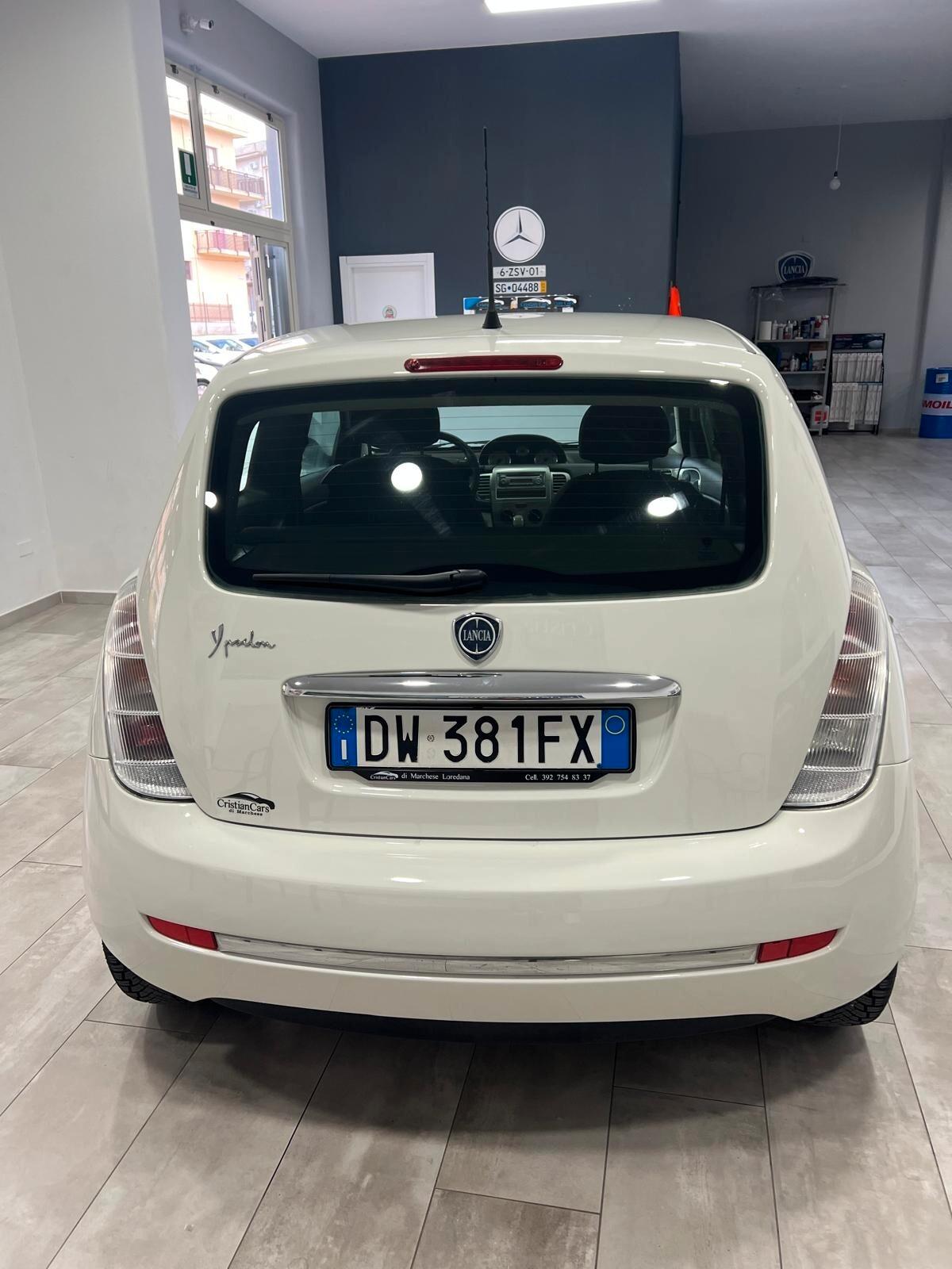 Lancia Ypsilon 1.4 Argento Ecochic GPL