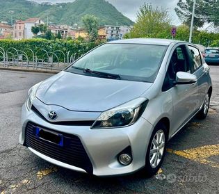 Toyota yaris automatica